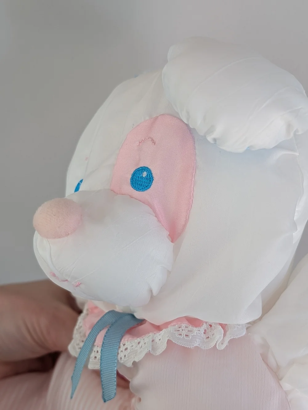 Vintage 1983 Puffalump Puppy Fisher-Price White, Pink, & Blue Nylon Toy Rattle - Picture 10 of 16